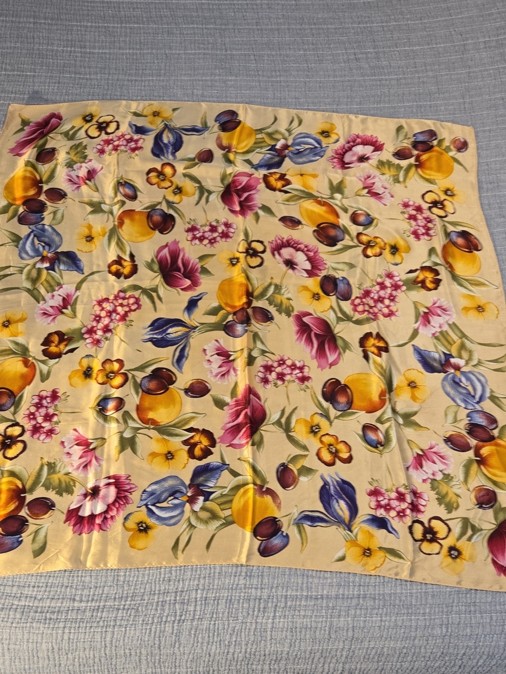 Vintage Floral Square Scarf in Beige Ground